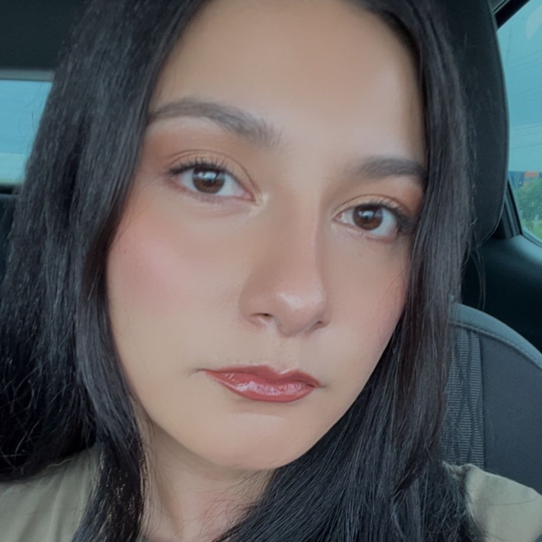 Valeria Fernandez | Rate 4